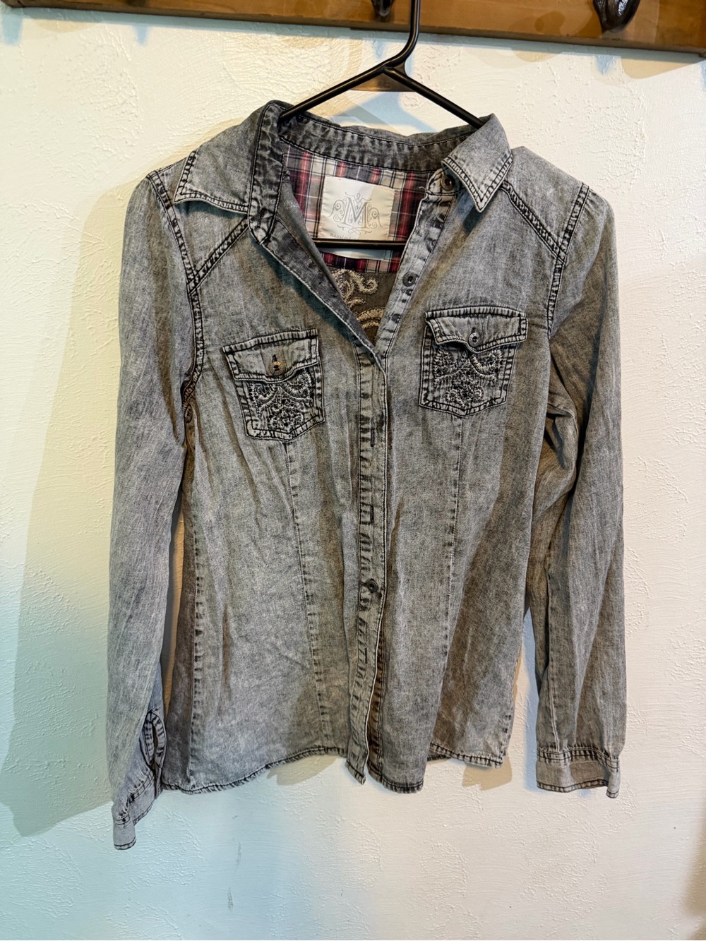 Women’s Grey Washed Button-Down Shirt